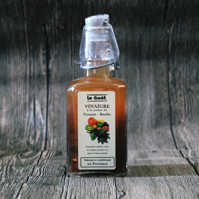Vinaigre à la pulpe de Tomate et Basilic